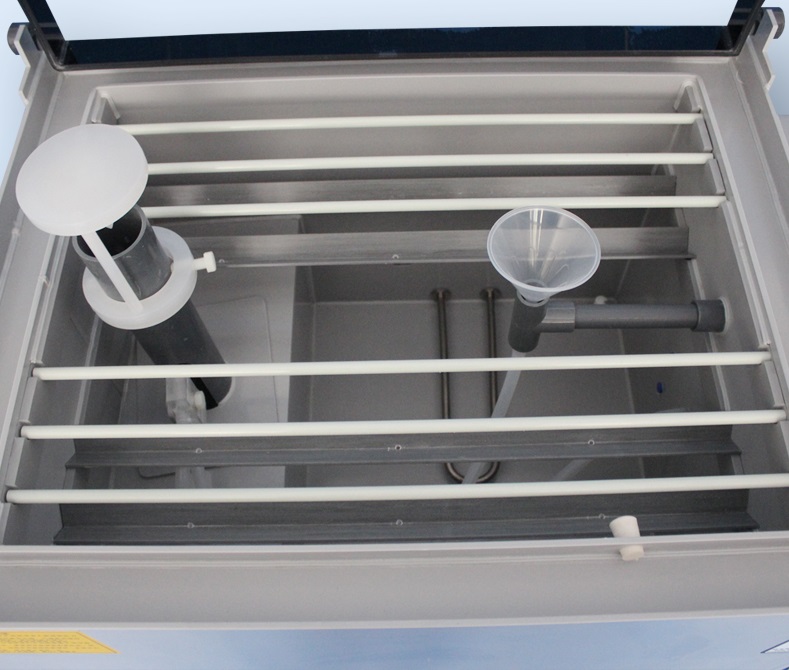 鹽霧試驗(yàn)箱 鹽霧試驗(yàn)箱